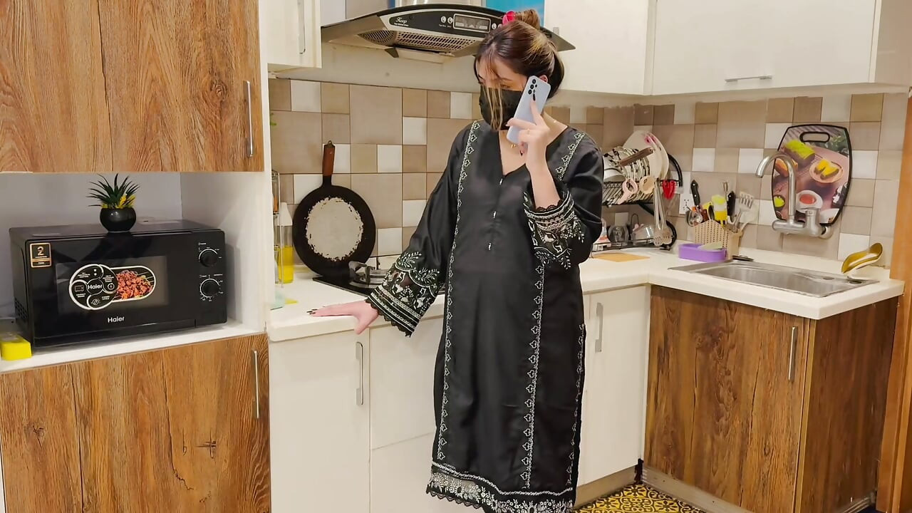 I invite My Sister's Husband at home and seduce him To Fuck Me