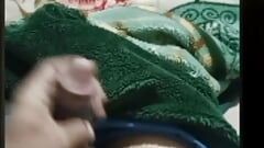 Pakistanisches Tiktoker neues leck mms live whatsapp-video ruft mit großen möpsen live schwanz zu ficken