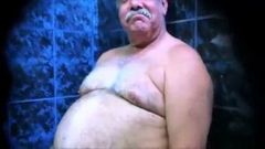 Papà grasso nella sauna