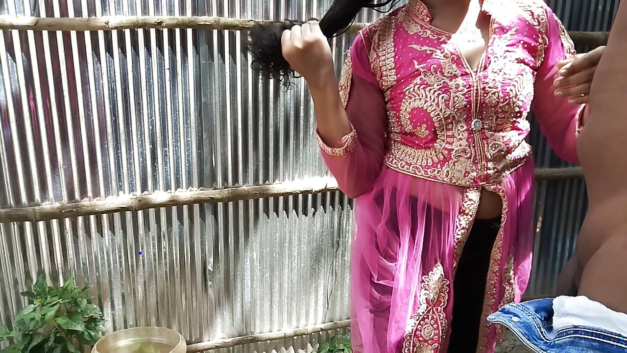 แขกสาวหมู่บ้านหีแน่นวิดีโอ XXX เอาท์ดอร์, เย็ดสาวสุดฮอตในหมู่บ้าน Desi