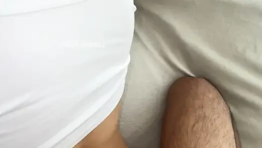 Istri Sahabat Saya Tinggal Di Rumah Sendirian Dan Saya Pergi Mengunjunginya, Dia Menyambut Saya Dengan Blowjob Dan Bercinta