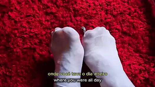 Grausame riesin befiehlt ihrem armseligen kleinen mann, ihre muschi zu riechen