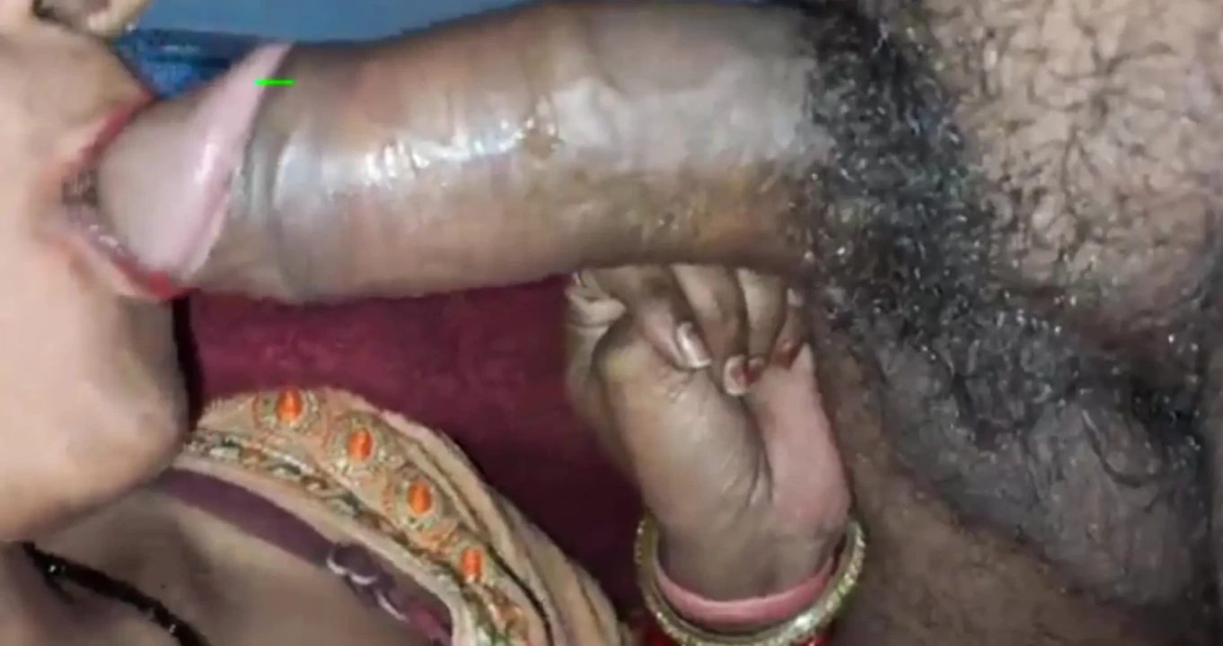 Desi mommy lund chus kar mal pi gyi