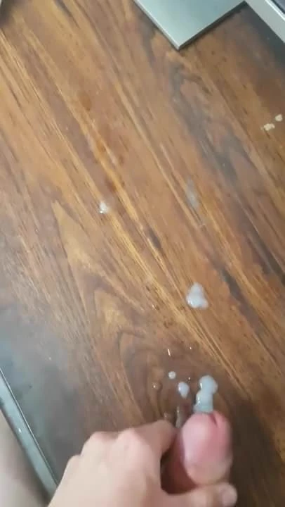 Cum Covered Table