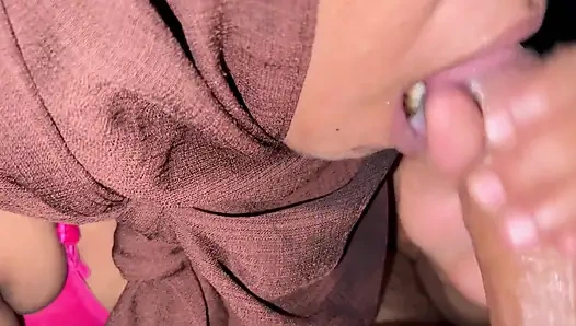 Indian Girl Deepthroat