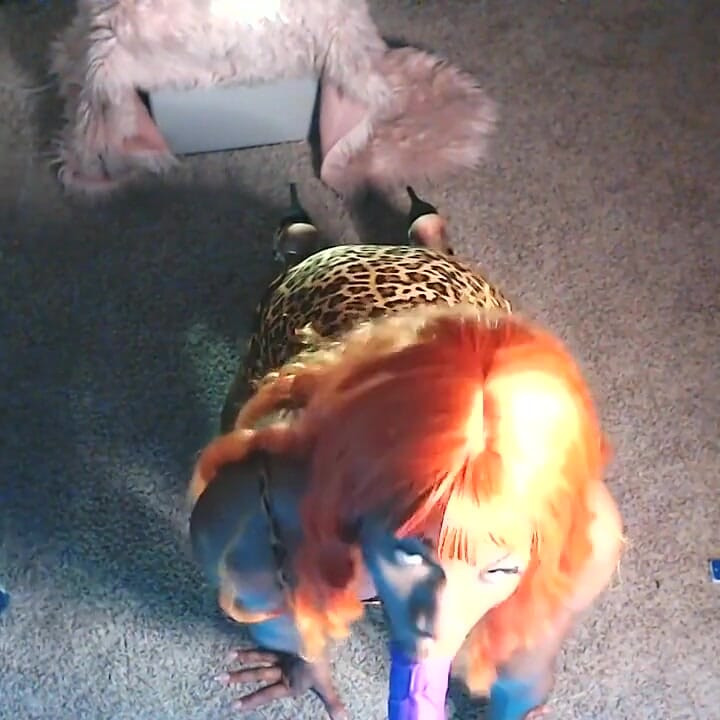 POV: Boyfriend Blowjob I'm walking in, after a fun night out with my friends, to distract myself from missing you.
