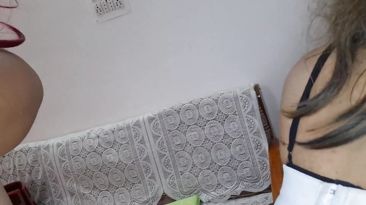 Sissyslave swrving Me Rimjob stând pe față special
