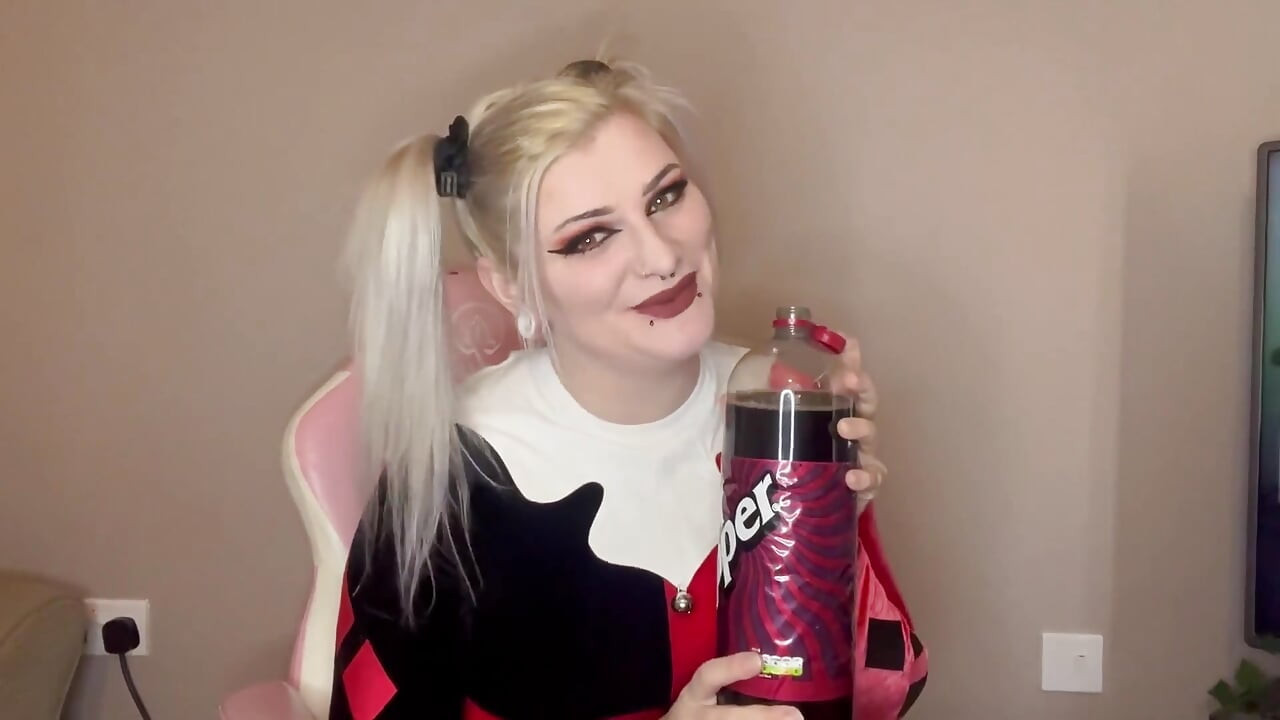Cuba Jangan Burp Challenge Harley Quinn Cosplay