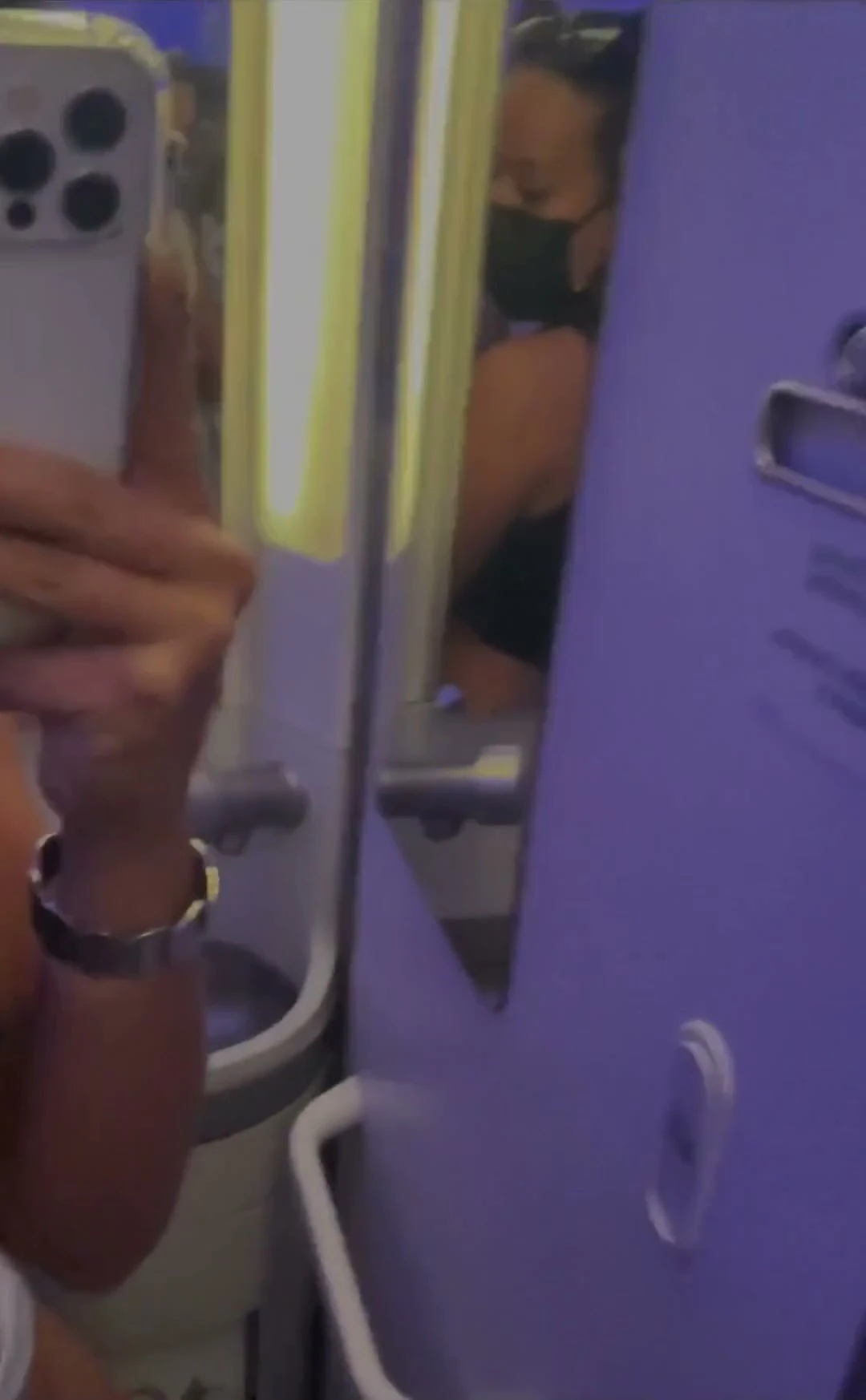 I Had Recorded Two Videos on the Plane and I Forgot to Upload This One