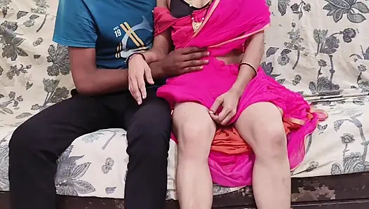 Девушка дези жестко трахается в друге паренька