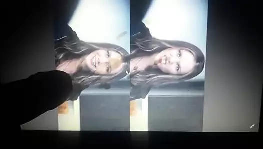 Elizabeth olsen boşalma anısına