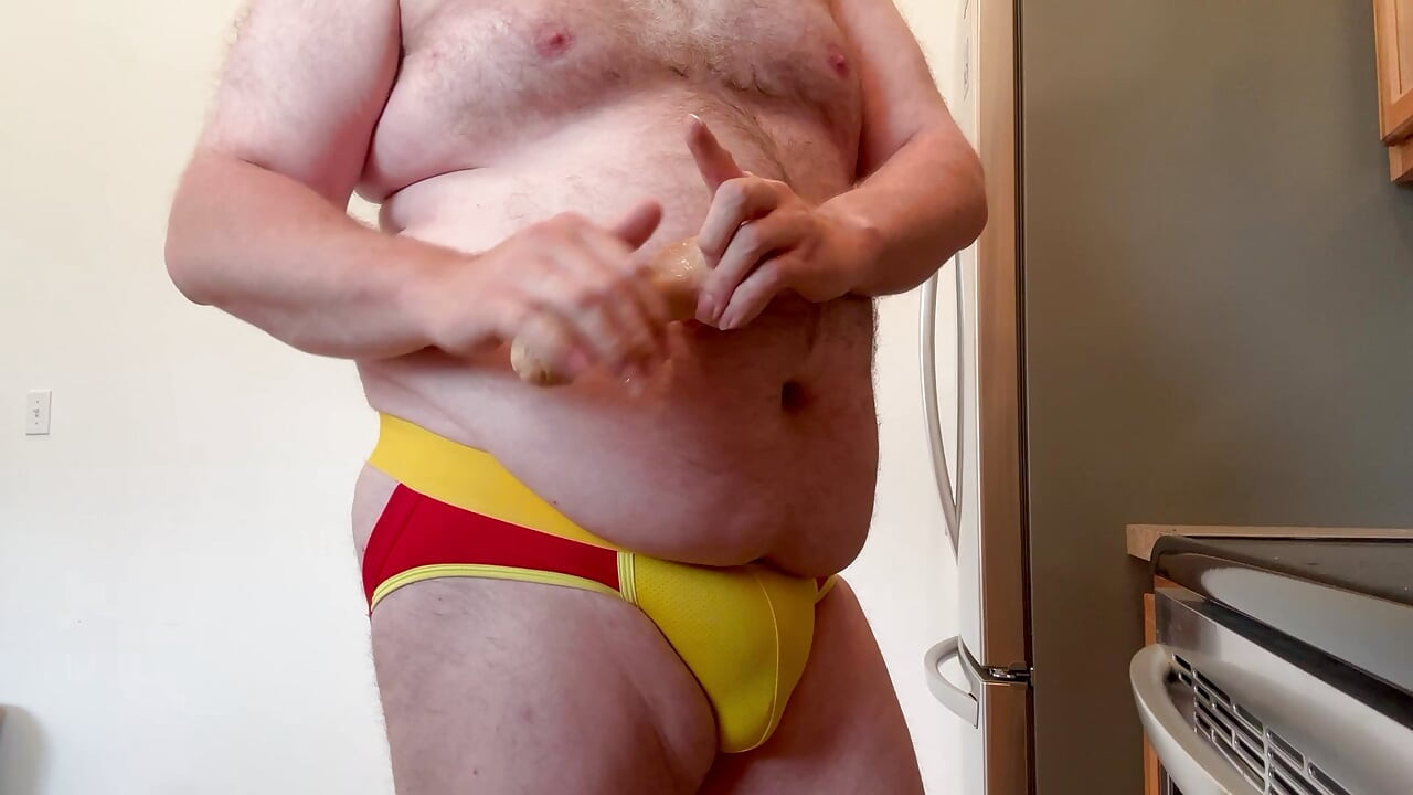 Dildo Makes a Fat Bear Squirt