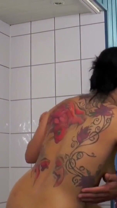 Deutsche Paare, ficken im Bad | Clip 1
