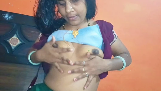 bhabhi blowjob deep throat style and then that sitting that only she knows ended in cumshot inside the pussy