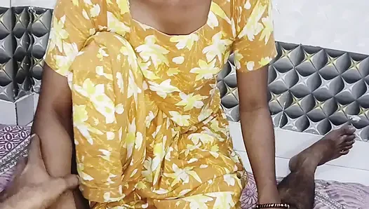 Echtes desi-mädchen gelbes outfit, intensiver schlafzimmer-sex - nahaufnahme