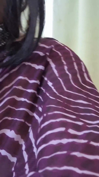 Open Fun MILF Couger in Open