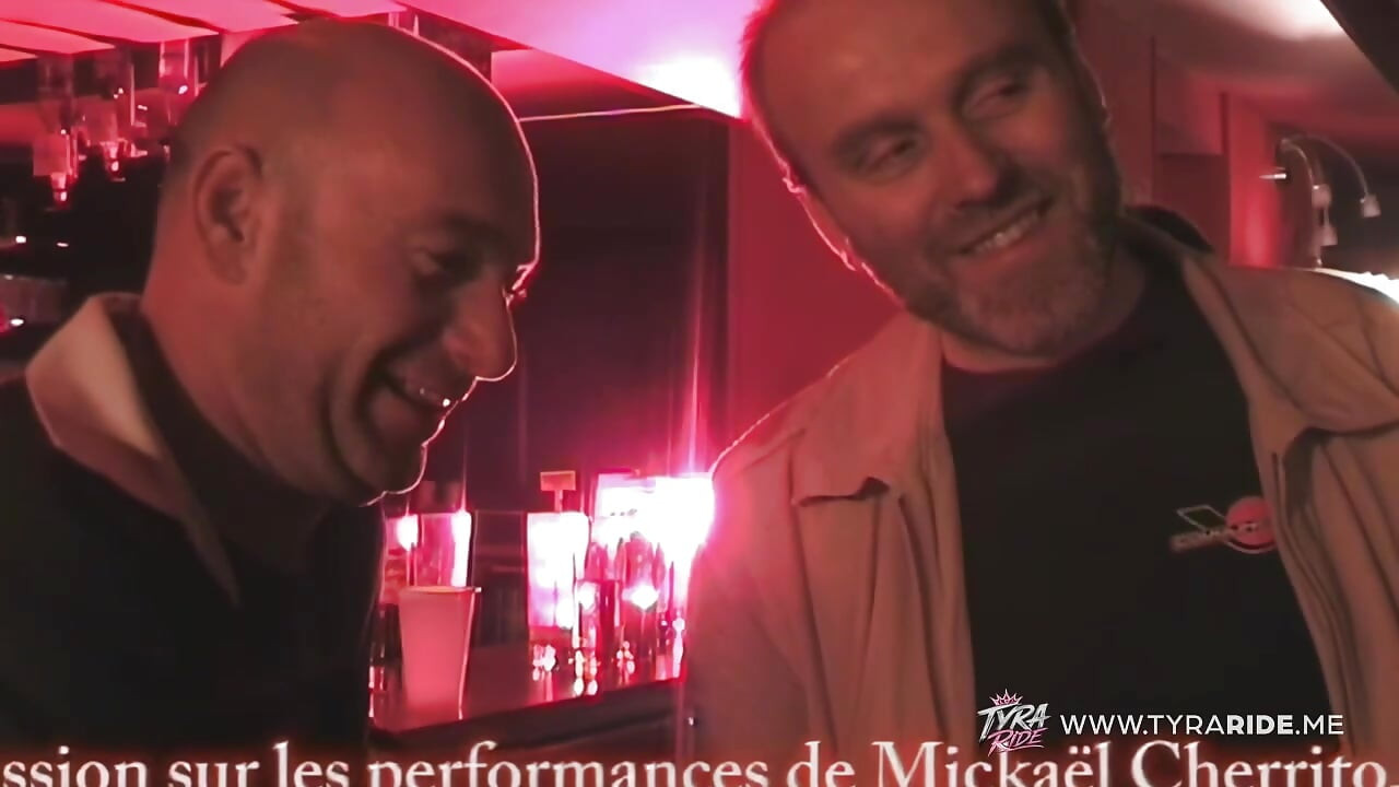 Wild Swinger Club Night with Naked Couples and Pole Dancing