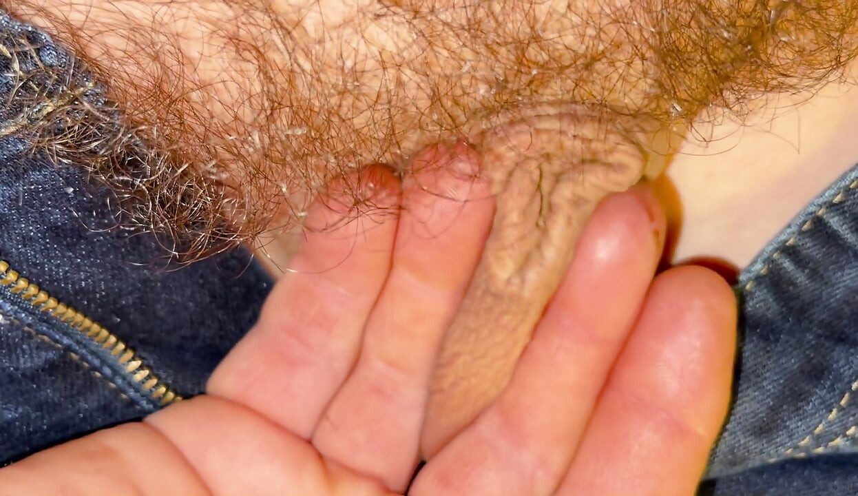Deluxe  micro cock?