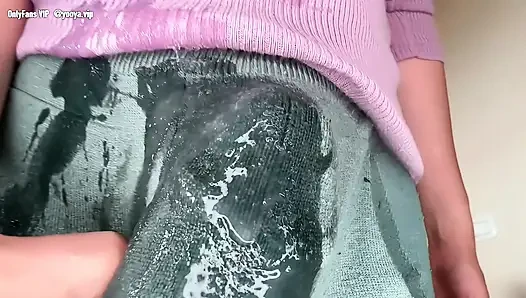 Sticky Stepmother’s cumshot was caught by her nerdy stepson, and he licked it