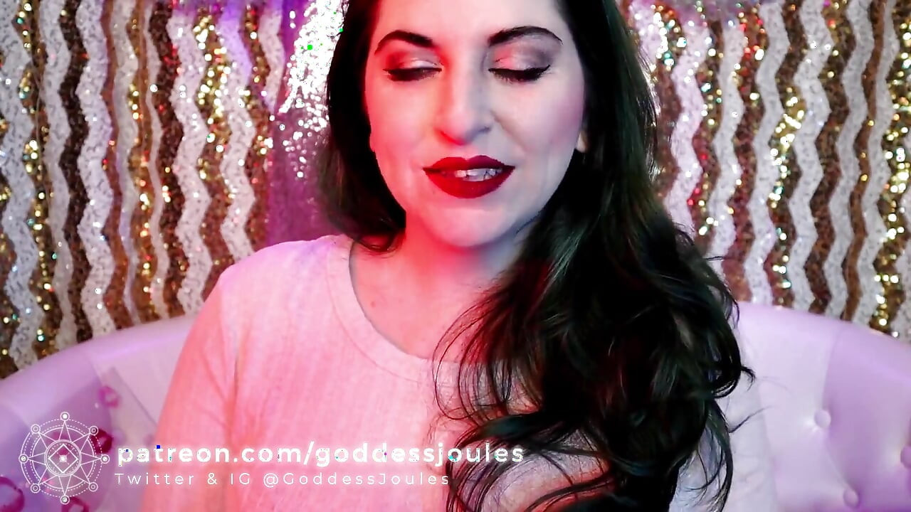 Asmr mencium lipstik gelap
