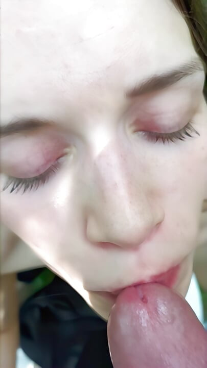 Ağızda boşalma ağır çekim 60fps