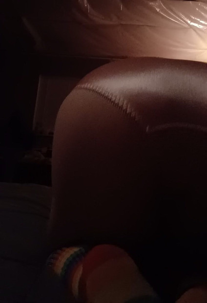 Što bi ti učinio s ovom guzicom u licu?