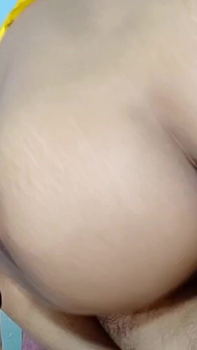 yellow dressed desi bhabhi pussy fucking in cowgirl, reverse cowgirl and doggystyle | Clip 2