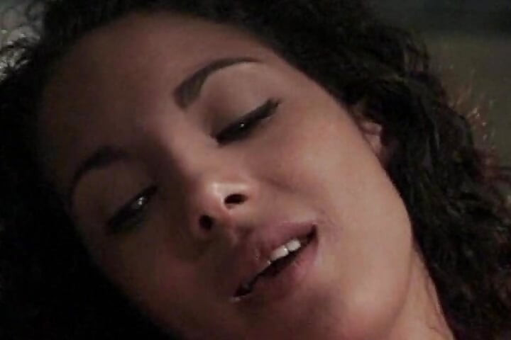 בייב יפה מקבלת פרצוף אחרי סשן זיון חושני