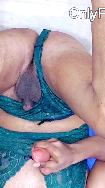 Try to Piss Own Self and Fuck