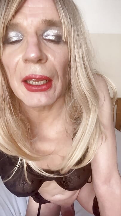 I am begging for you to fill me
