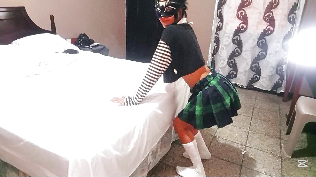 schoolgirl leaves with a stranger after class