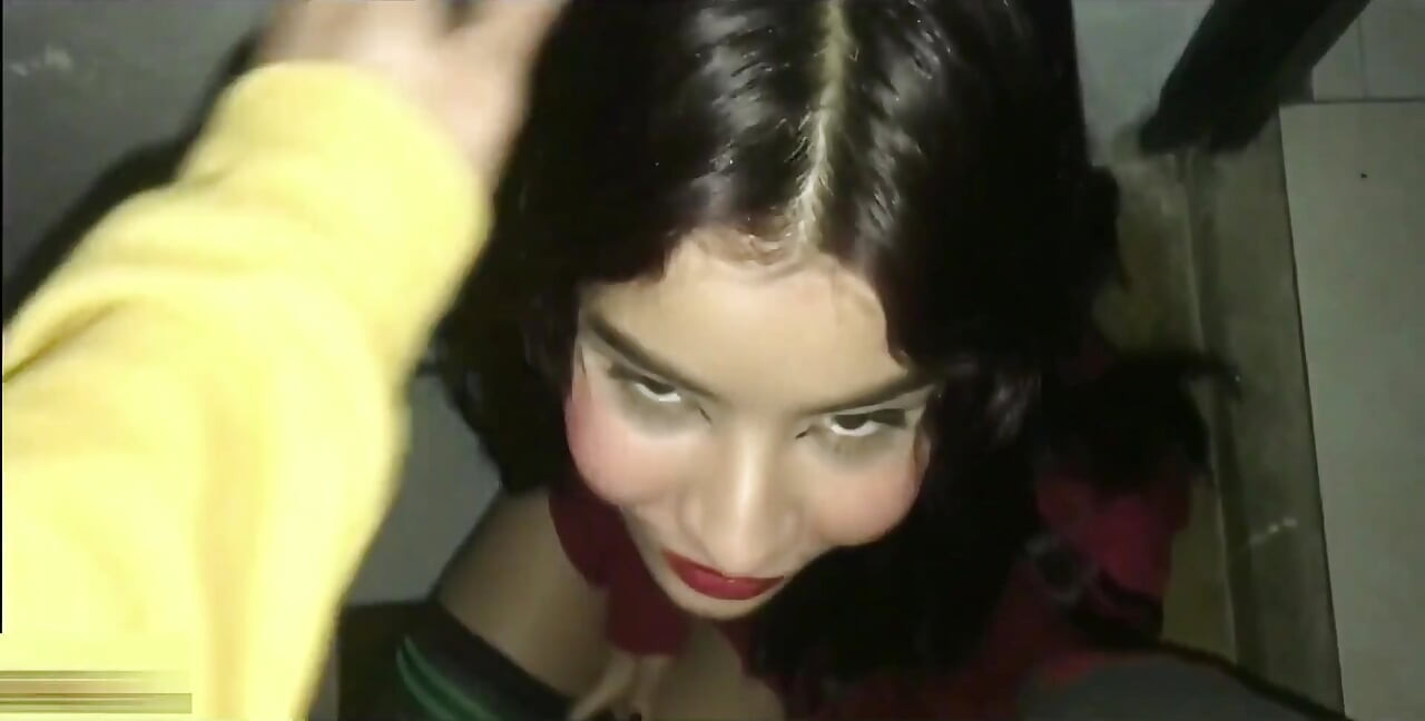 I Arrive at My Stepsister's Room and She Gives Me Some Delicious Blowjobs Until She Swallows My Milk
