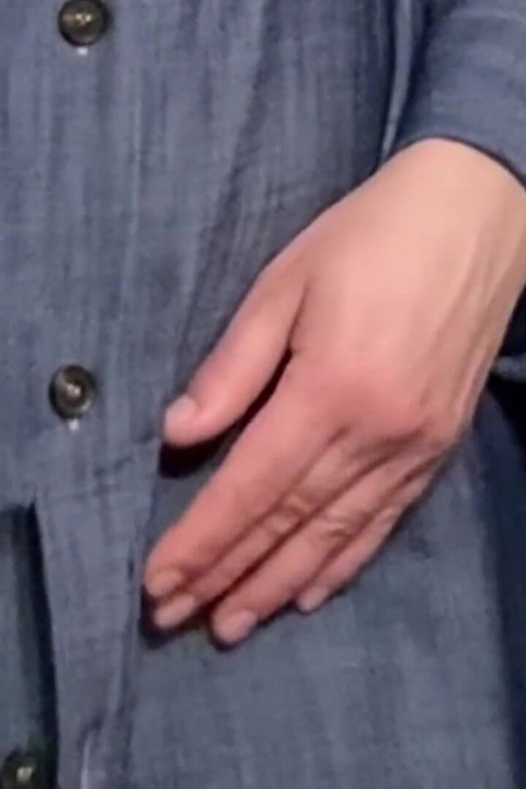 Omg! Old Perv Fingering Best Pussy in Subway