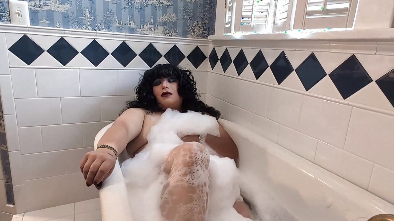 Worship My Feet 02