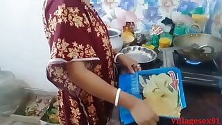Кухонный секс с Sonali бхабхи