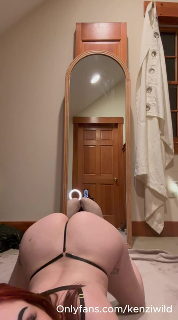 watch me Kenziwild college teen brunette petite goth shake my ass for you