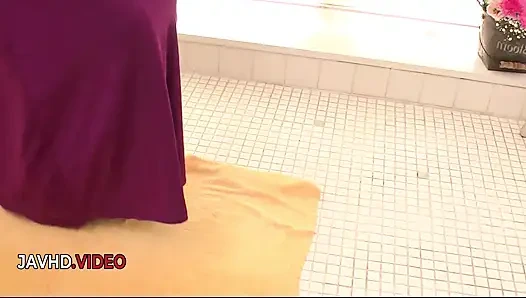 Shaved Pussy makes way for intense pleasures Big tits teasingly taunting climaxing in Handjob