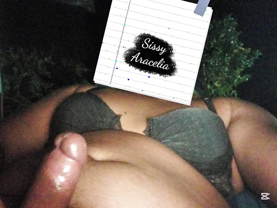 Aracelia's crossdressing & anal pics compilation