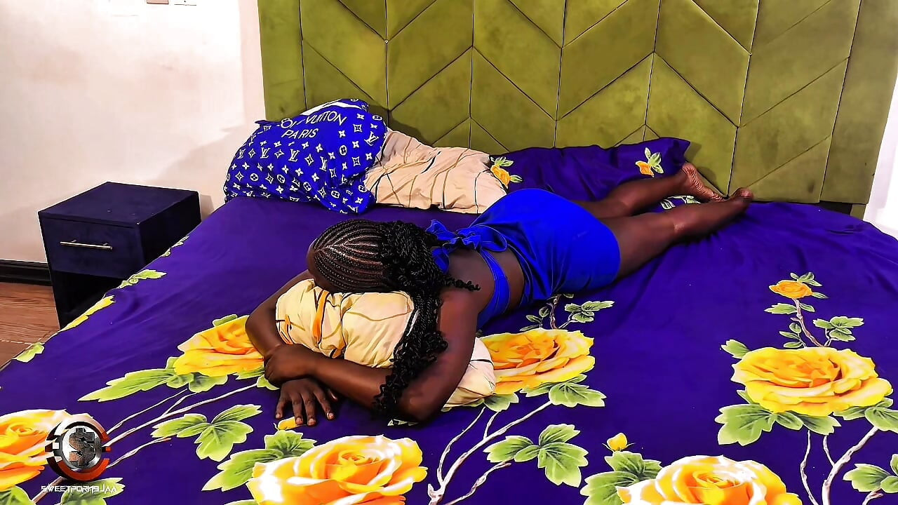 Mandingo dressed up like a woman to bang his girlfriend in her father's house