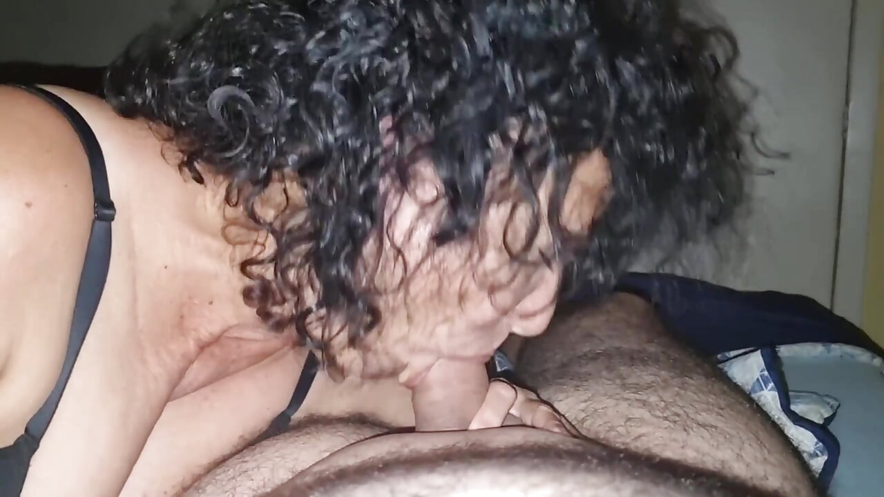 Hotwife Pleasing Her Cuck with a Blowjob