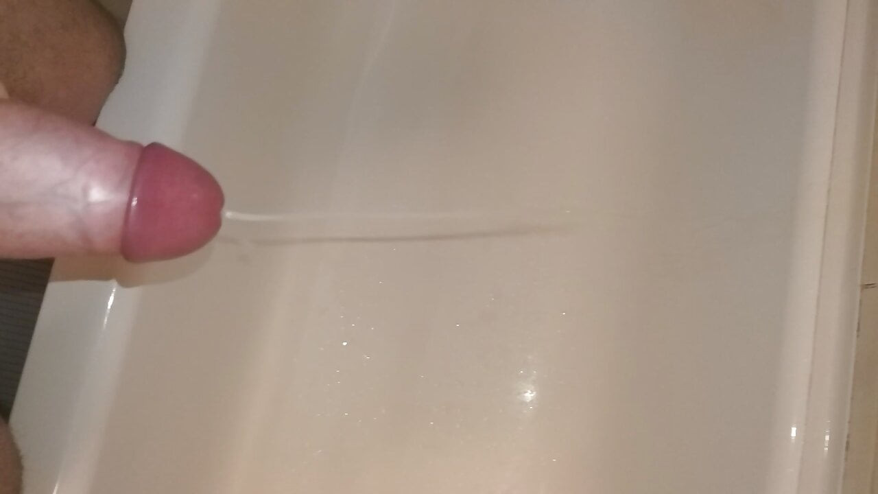 Big cumshoot after edge