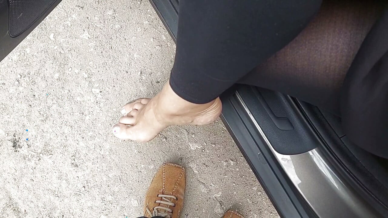 Selena's Clothed Blowjob in a Car