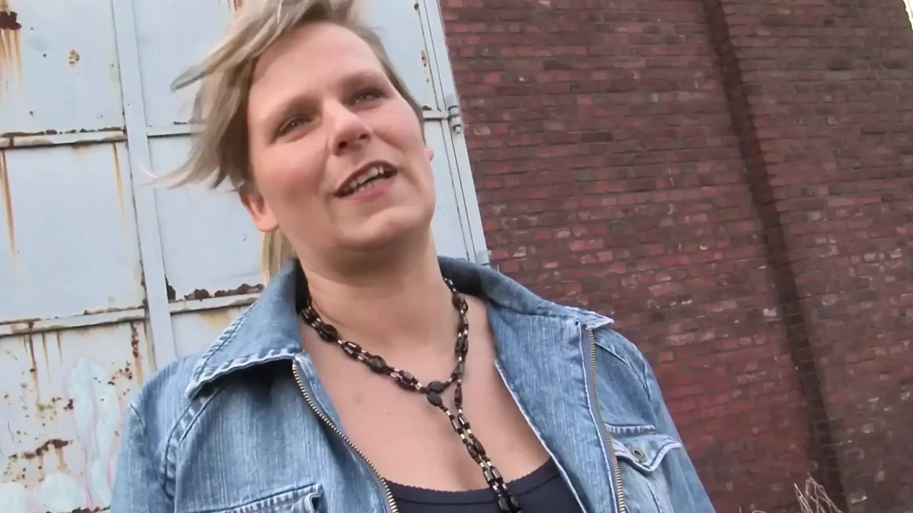 Sabine is all alone at home and makes it in front of her neighbor