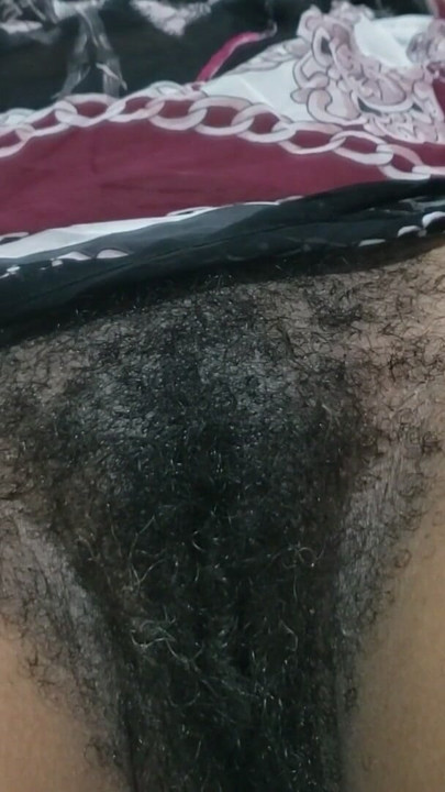 A sensual encounter ignites the fire within you as a mature woman with generous curves slowly fills you with pleasure. | Clip 1
