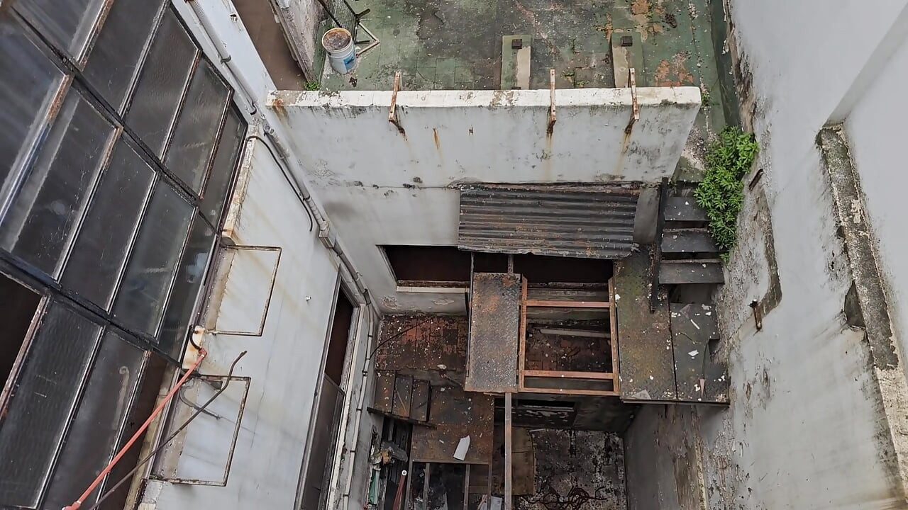 POV Your Girlfriend Suck Youu Cock in Spooky Place