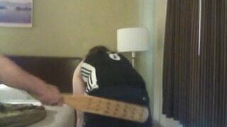 Hotel-Amateur-Spanking