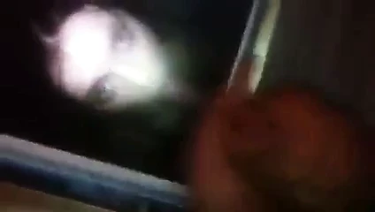 Kieran ve nic için boşalıyor