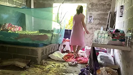 Beni sevmeyi denemeni istiyorum.