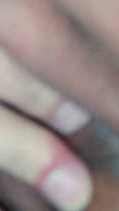 Licking the pussy and asshole of the naughty married who laughs and moans then plays bareback with the head of the dick | Clip 1