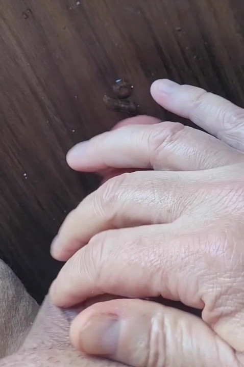 Oiling up my cock in slow motion